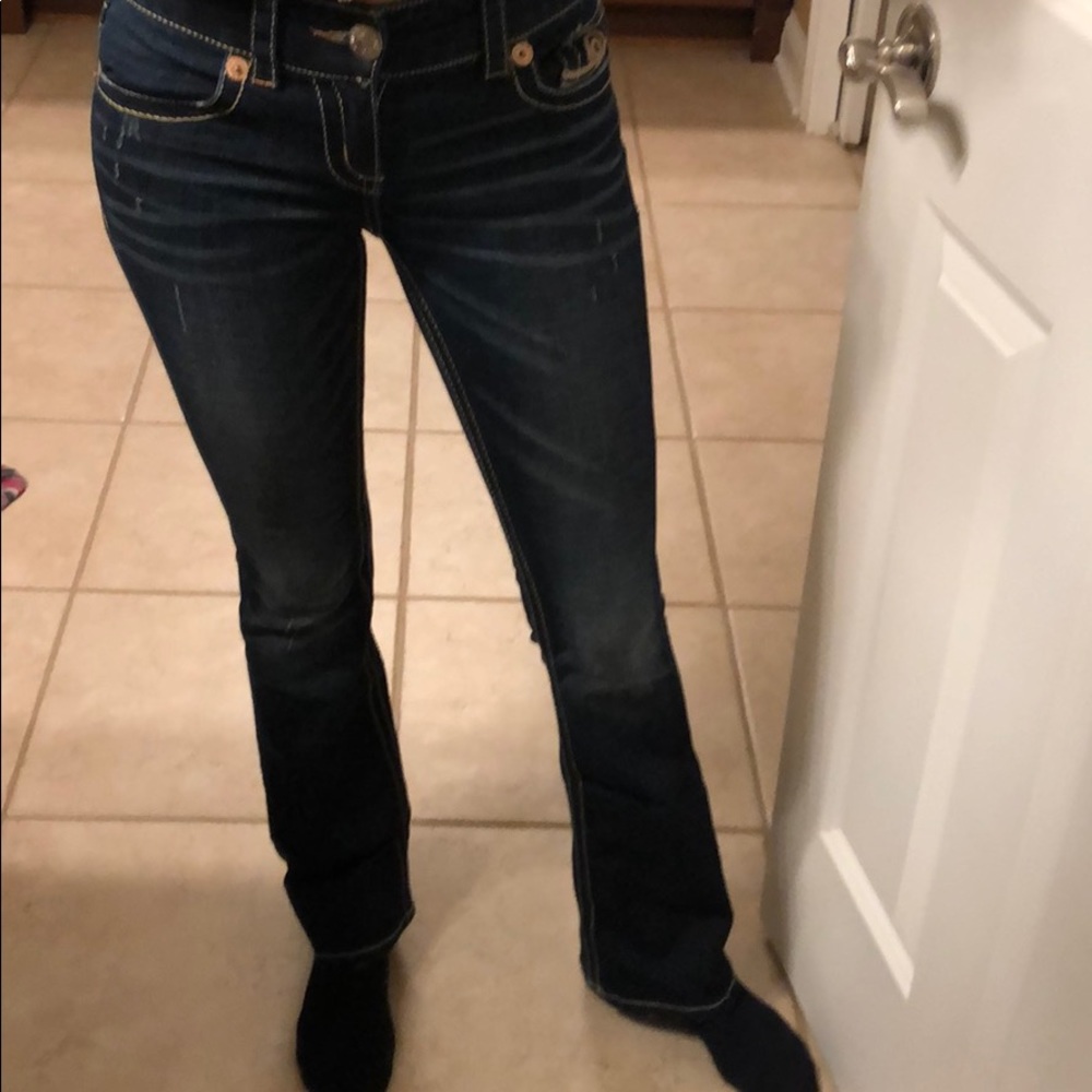 Boot leg comfortable jeans!